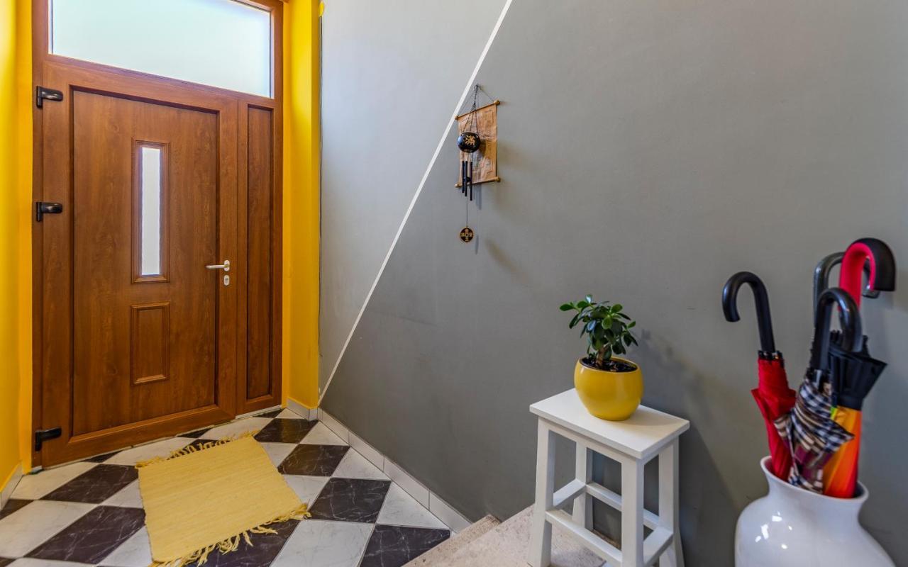 Apartman 39 Pula Bagian luar foto