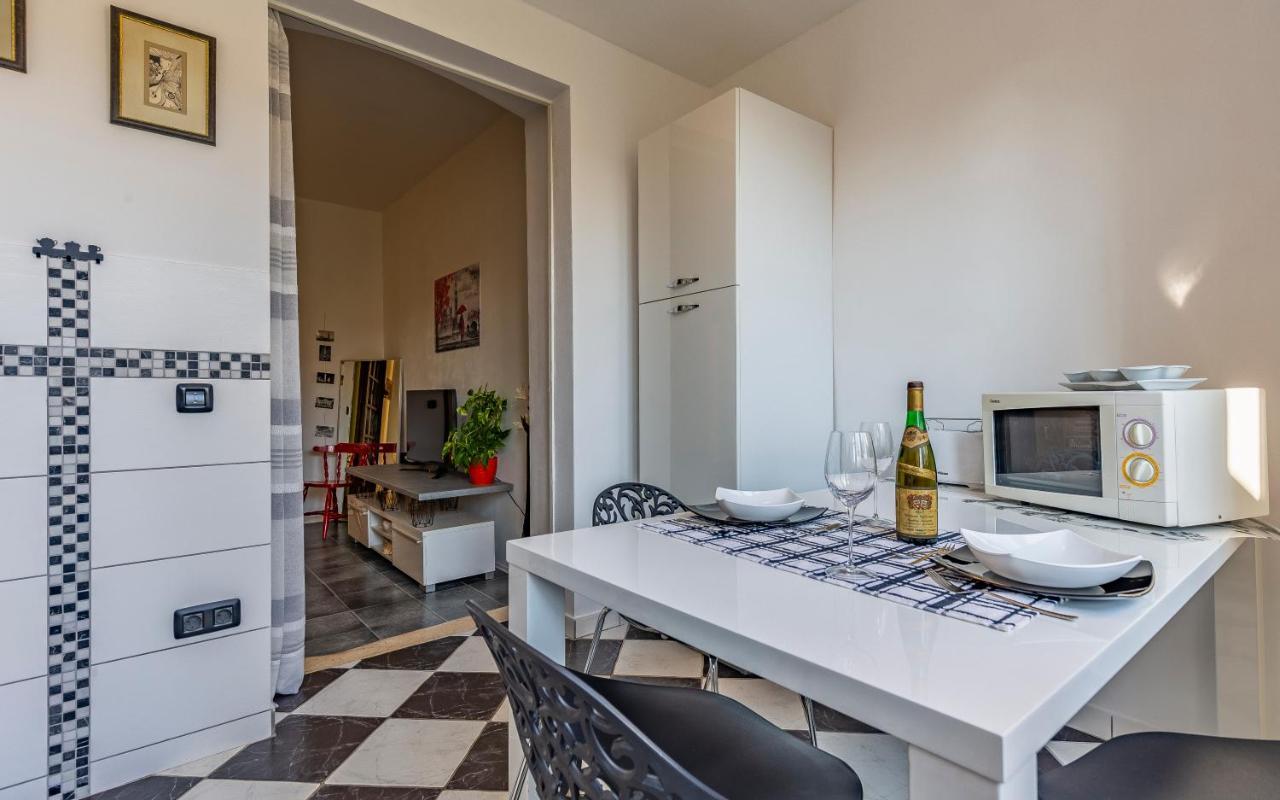 Apartman 39 Pula Bagian luar foto